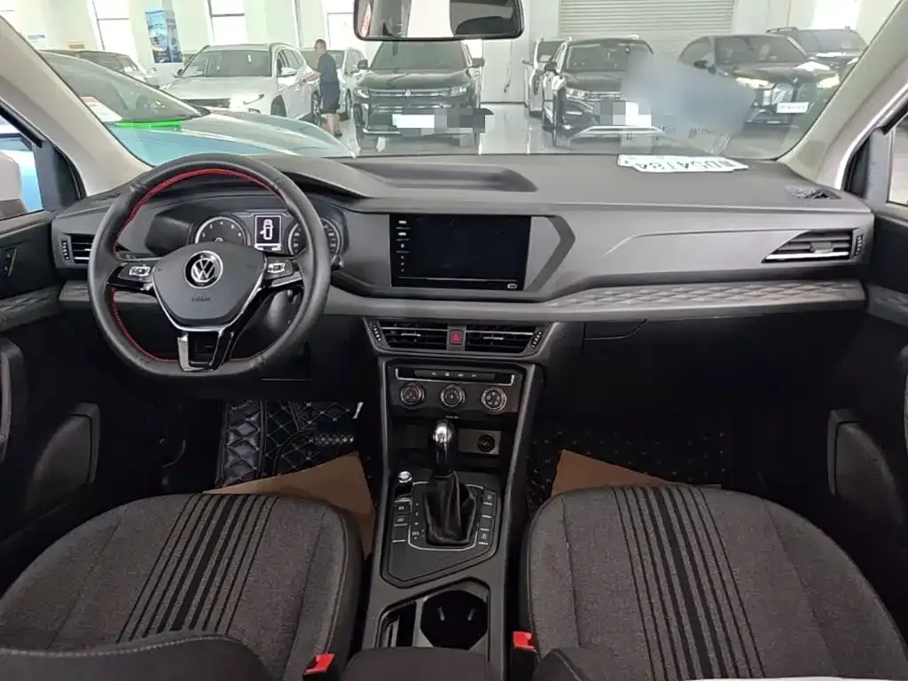 Volkswagen Tharu — фото 8