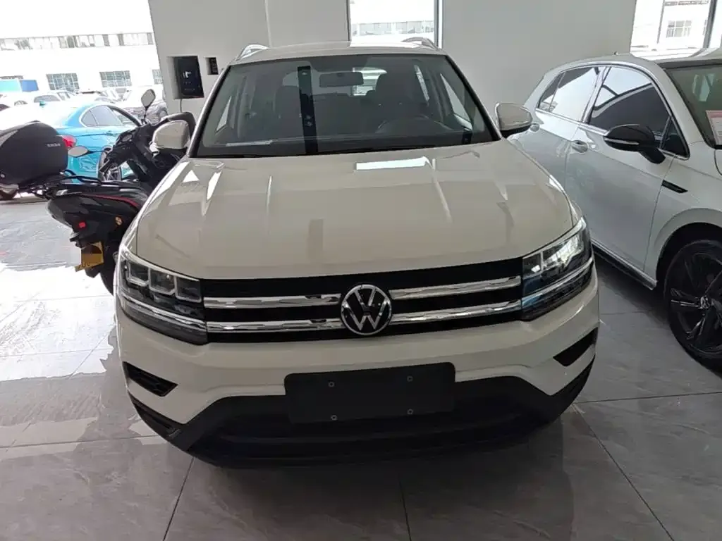 Volkswagen Tharu — фото 3