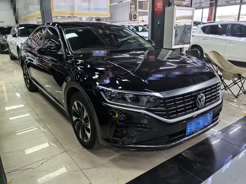 Volkswagen Passat — фото 3