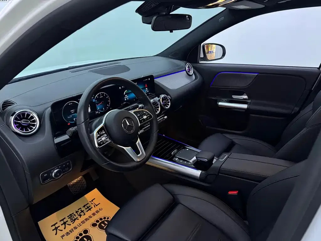 Mercedes-Benz GLA — фото 10