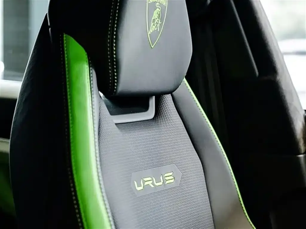 Lamborghini Urus — фото 4