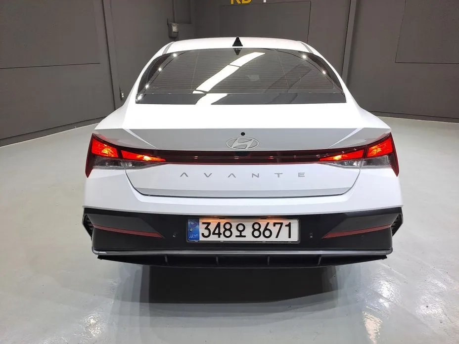 Hyundai AVANTE — фото 5