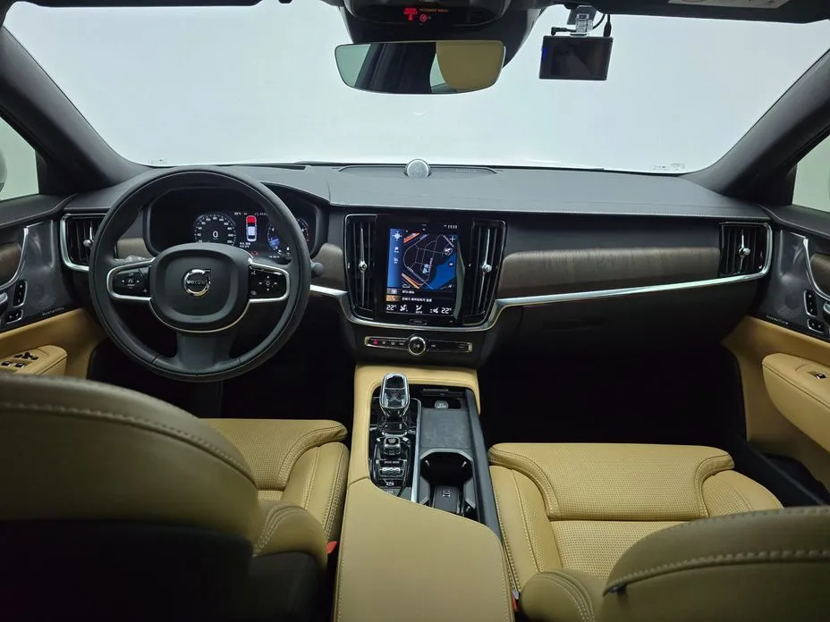 Volvo S90 2021 из KR, фото 4