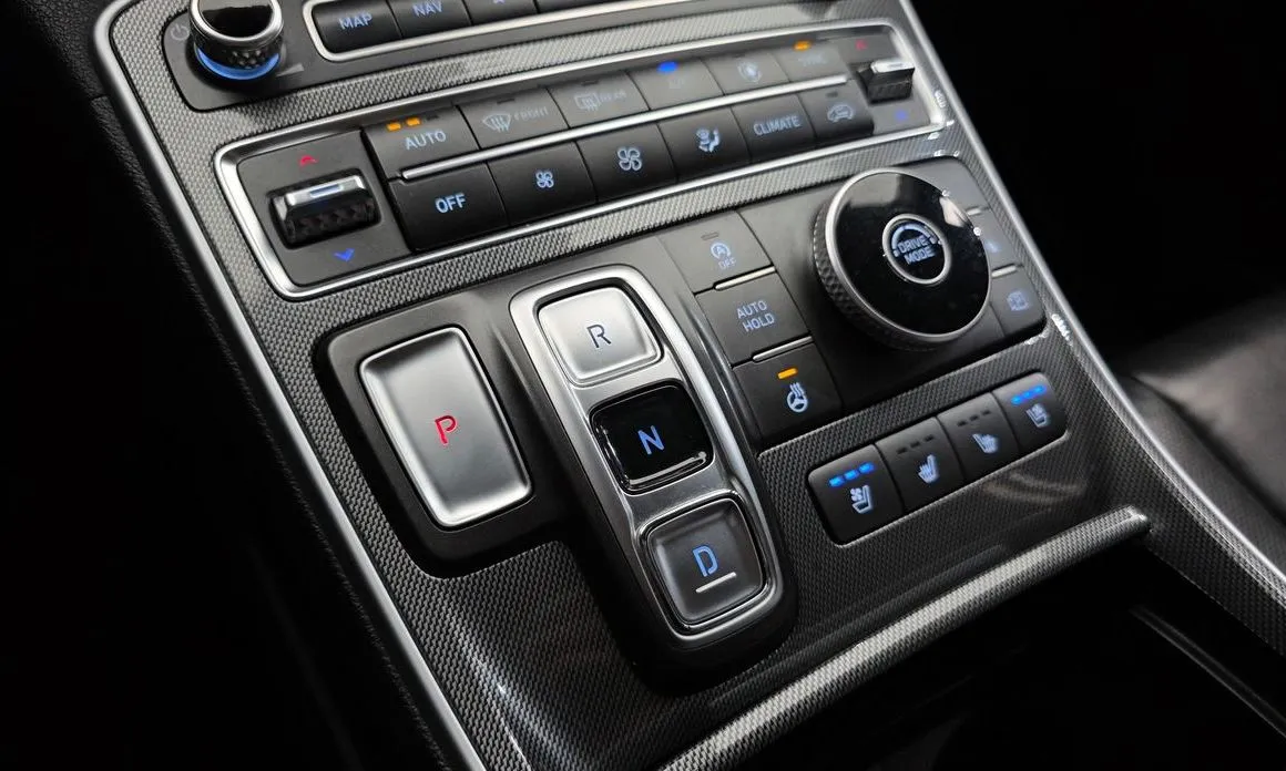 Hyundai Santafe — фото 9