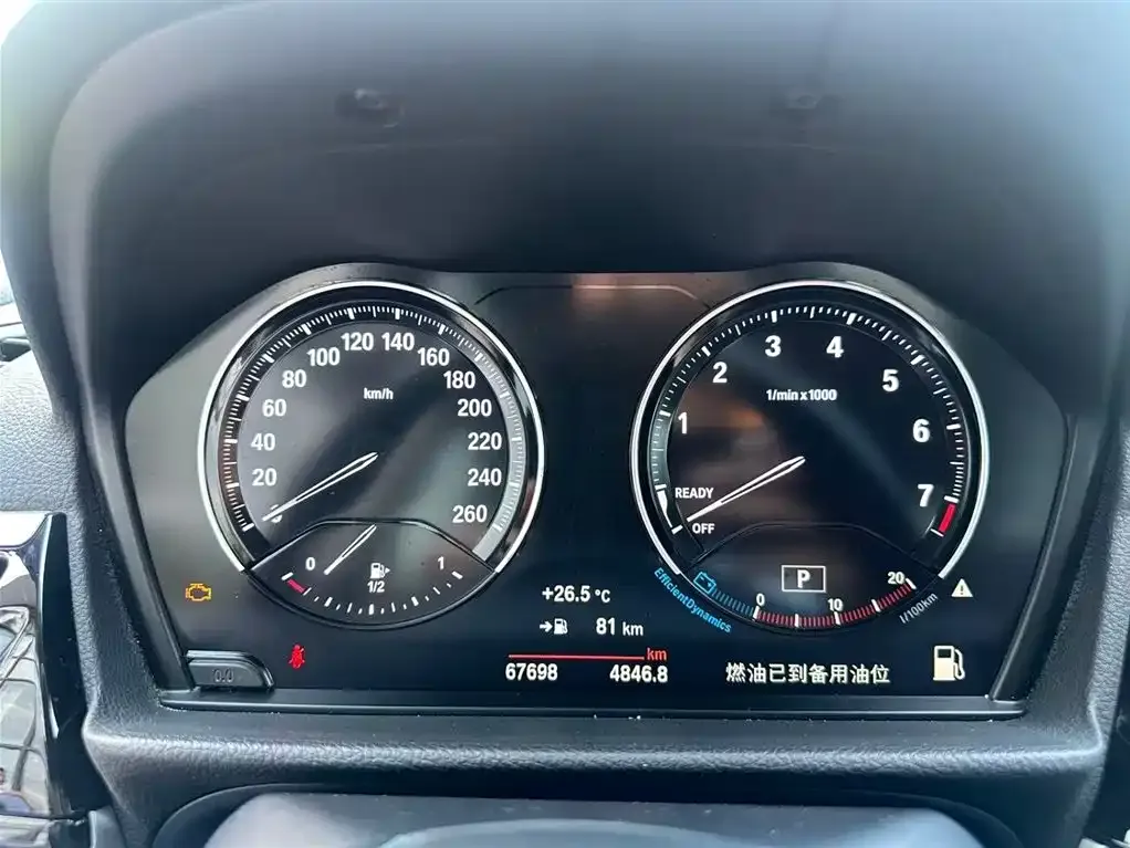 BMW 1 Series 2021 из CN, фото 8