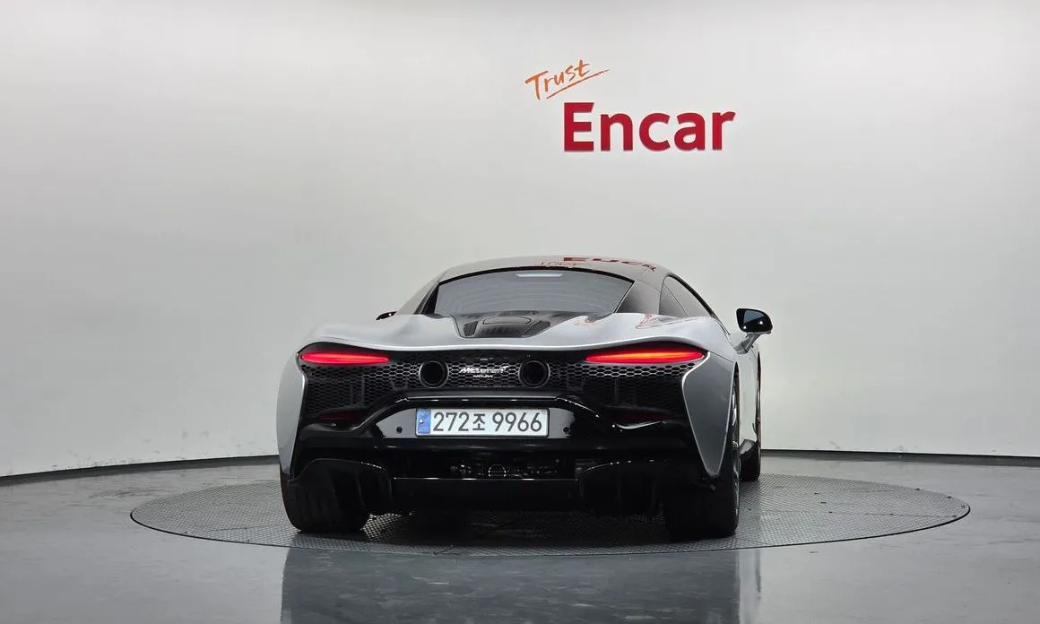 Mclaren Artura 2023 из KR, фото 4
