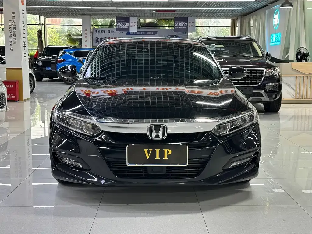 Honda Accord — фото 4