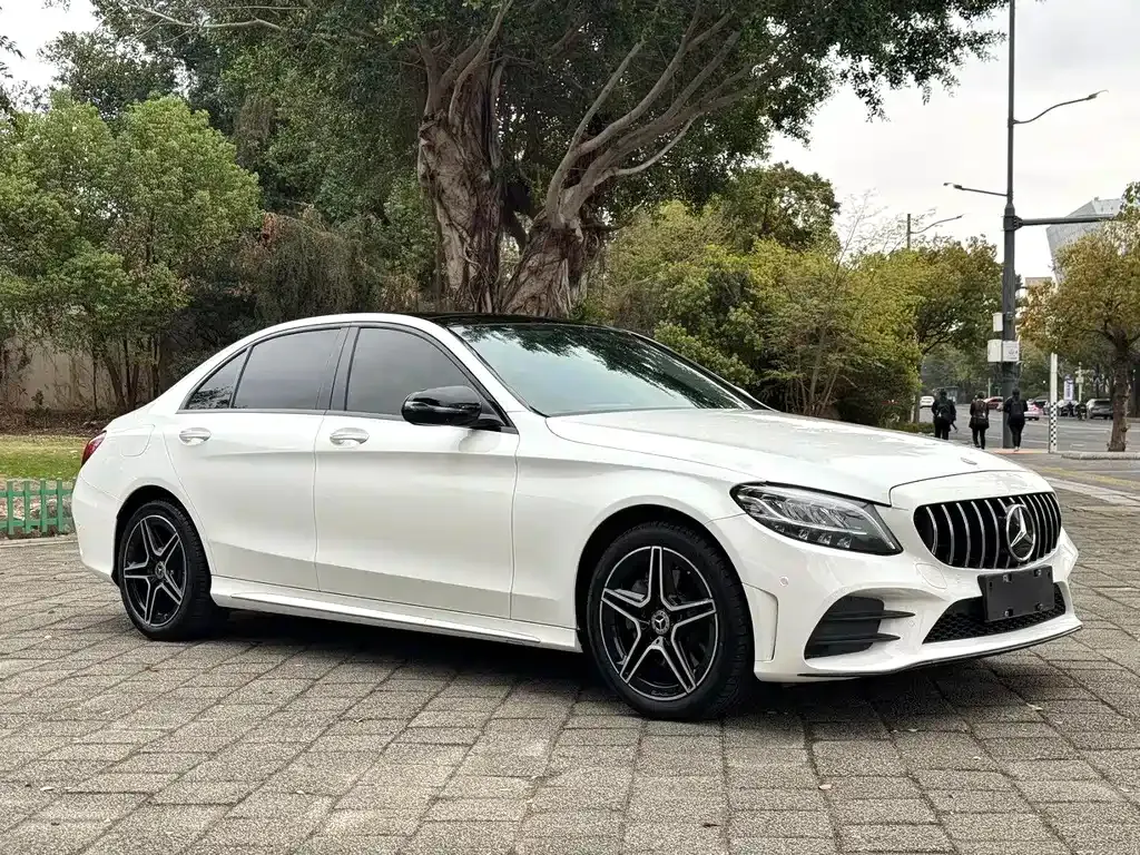 Mercedes-Benz C-Class — фото 2