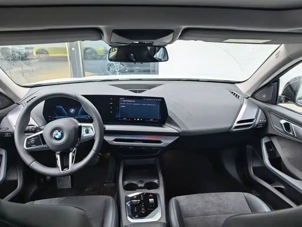 BMW 2 Series 2026 из CN, фото 9
