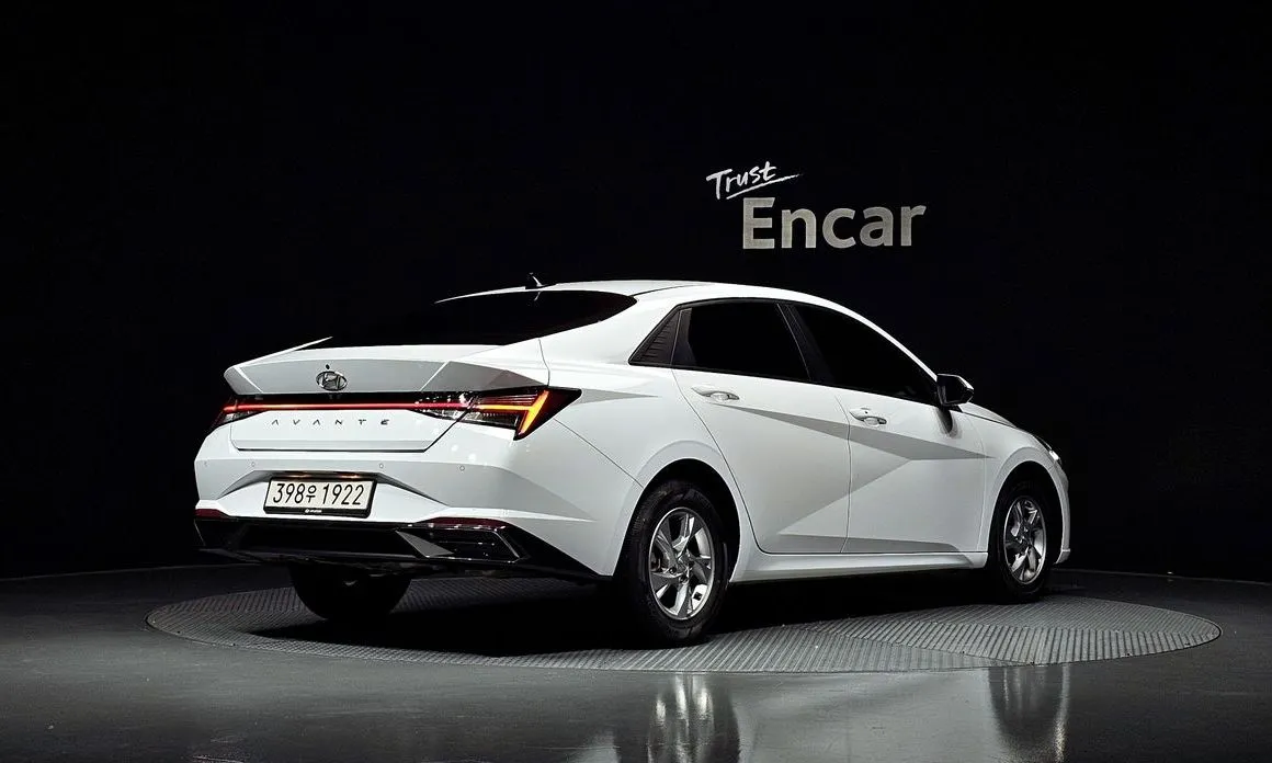 Hyundai AVANTE 2021 из KR, фото 4