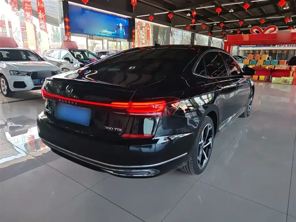 Volkswagen Passat — фото 6
