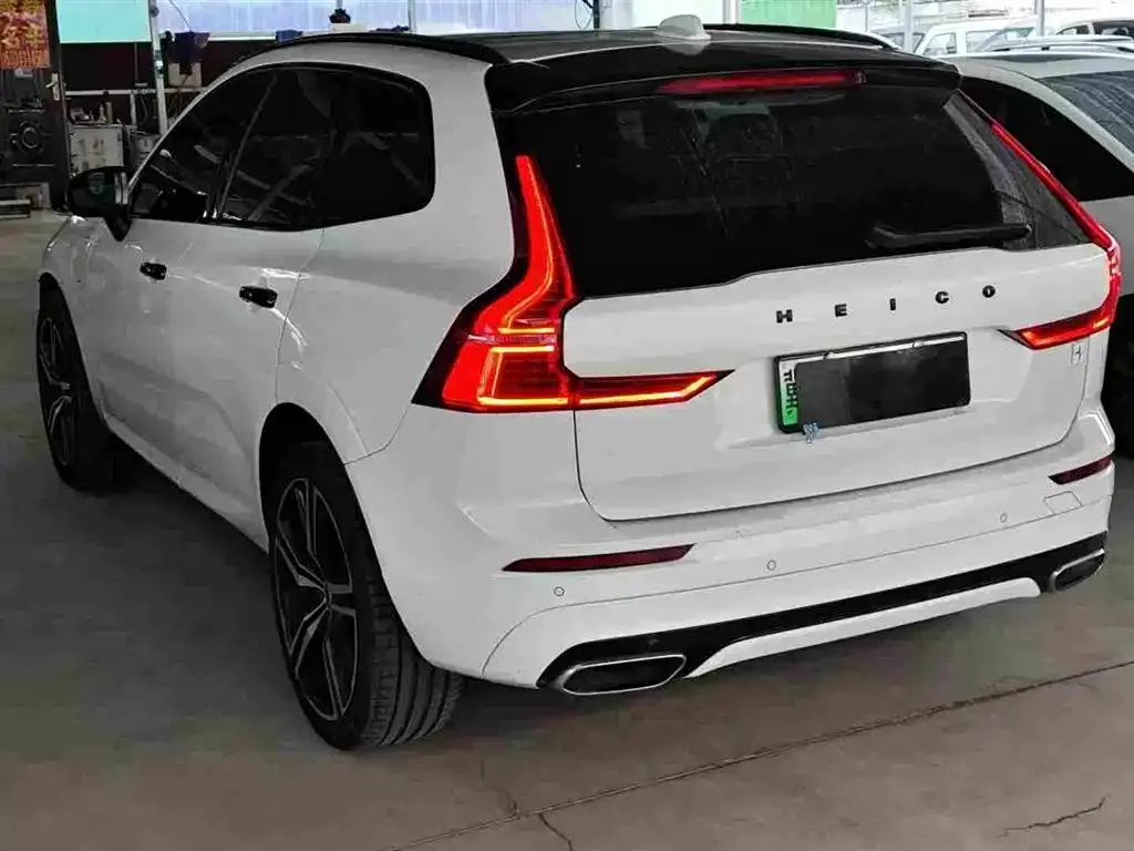 Volvo XC60 PHEV 2021 из CN, фото 6