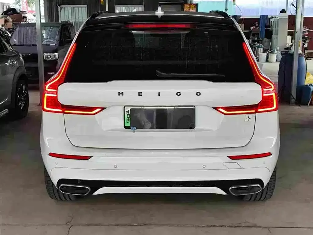 Volvo XC60 PHEV 2021 из CN, фото 3