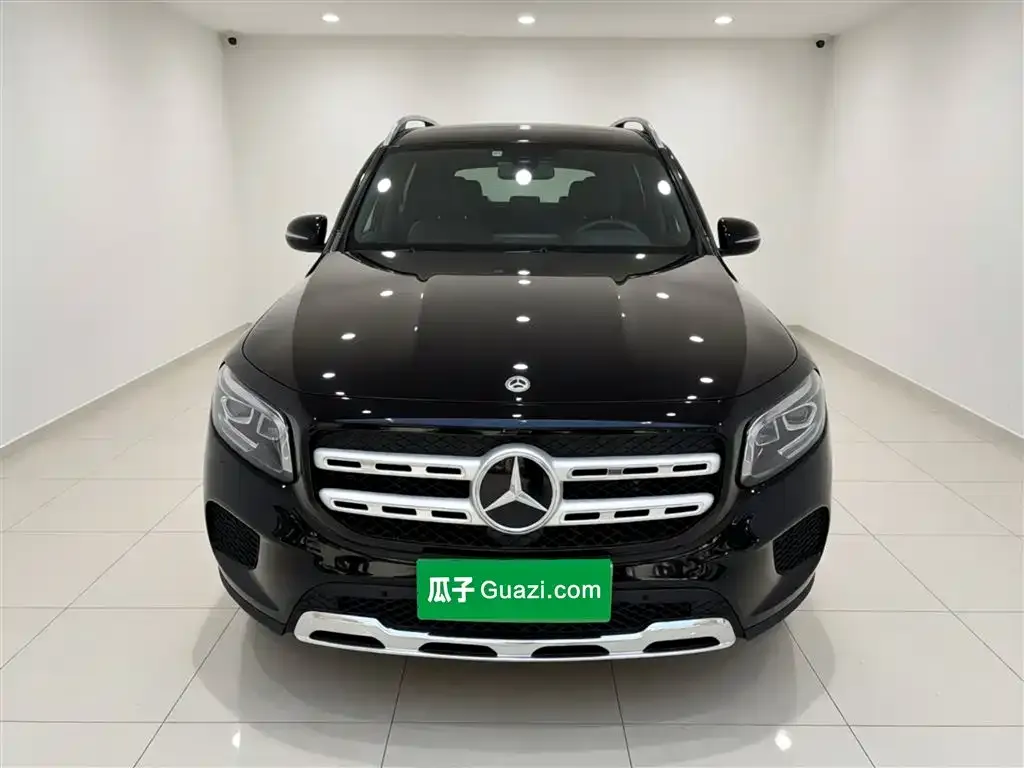 Mercedes-Benz GLB — фото 10