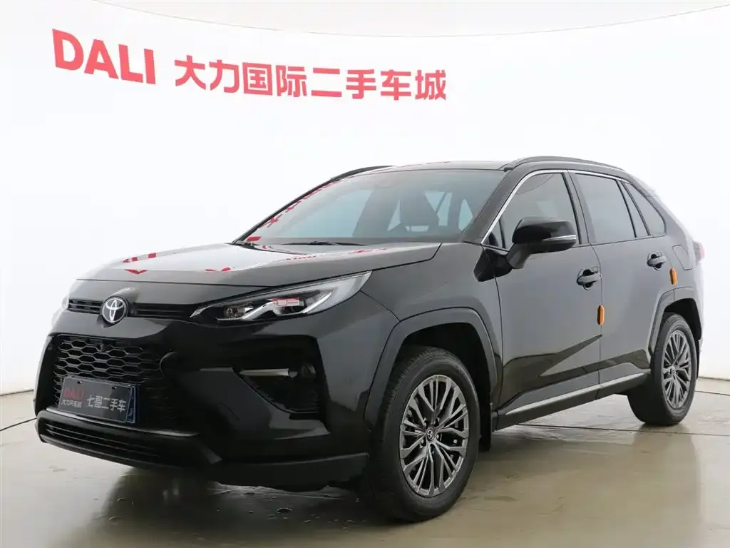 Toyota Wildlander — фото 1