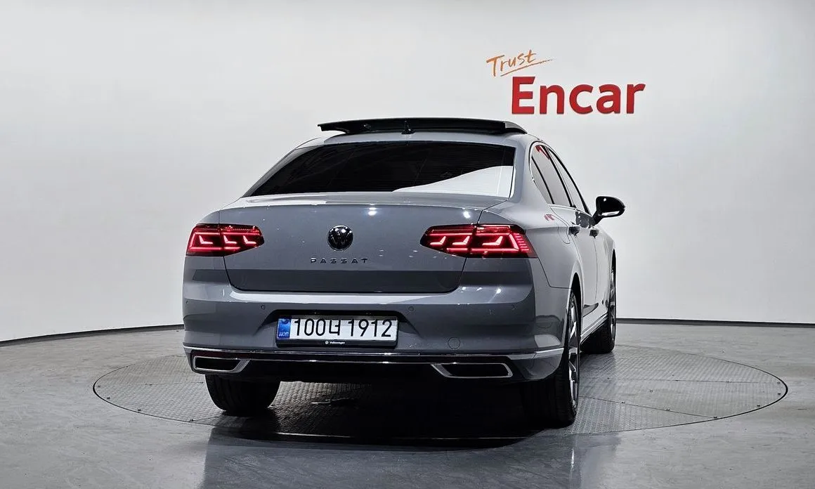 Volkswagen Passat 2022 из KR, фото 2