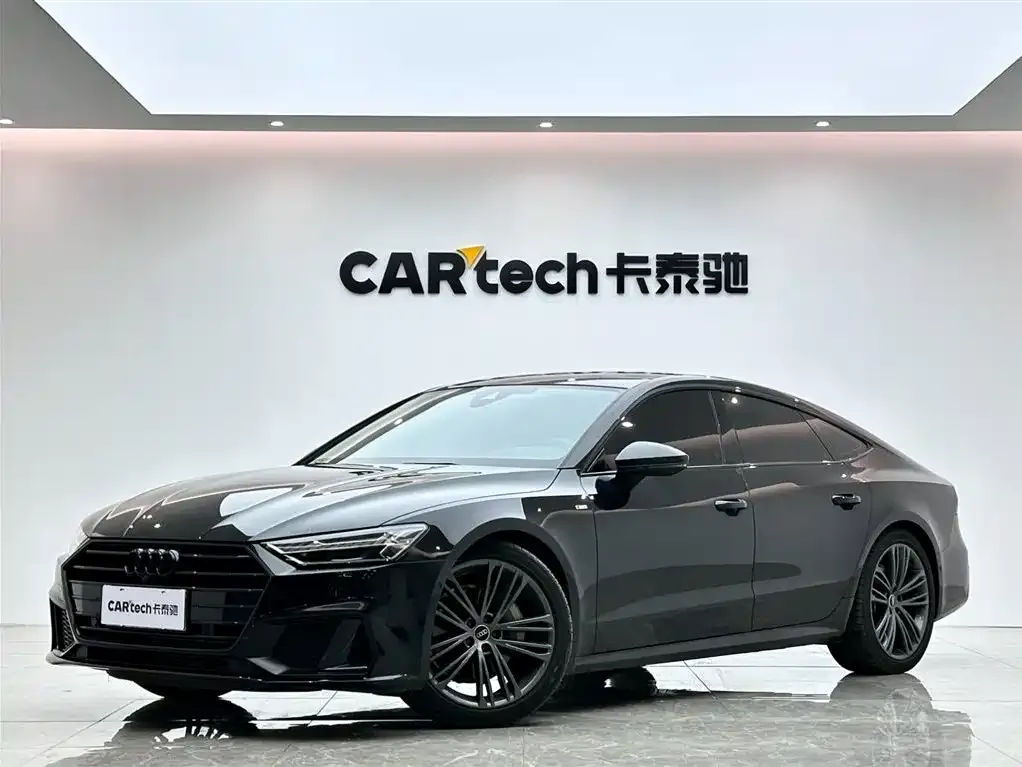 Audi A7 — фото 1