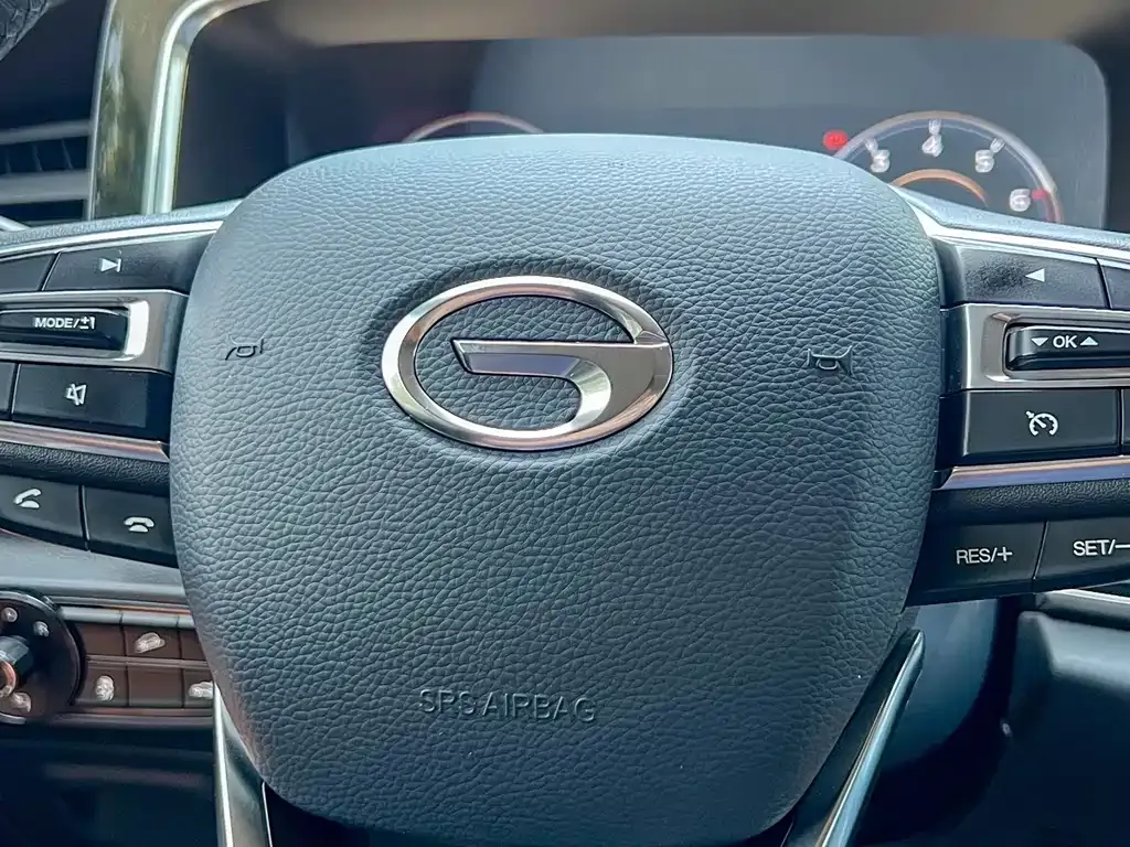 GAC Motor Trumpchi M8 — фото 10