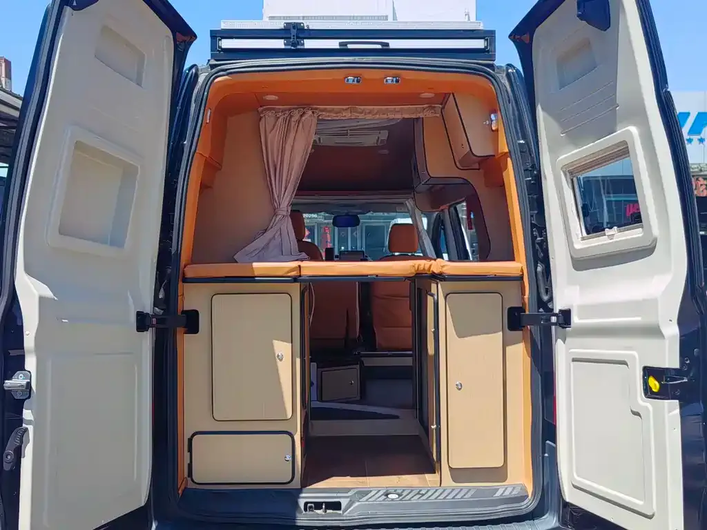 Ford Transit 2021 из CN, фото 8