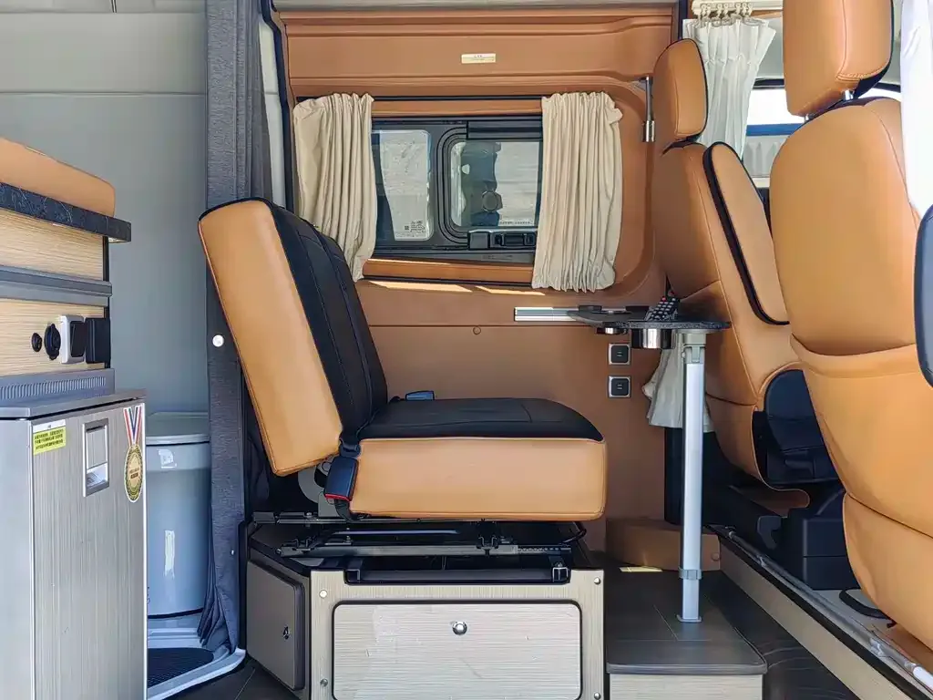 Ford Transit 2021 из CN, фото 7