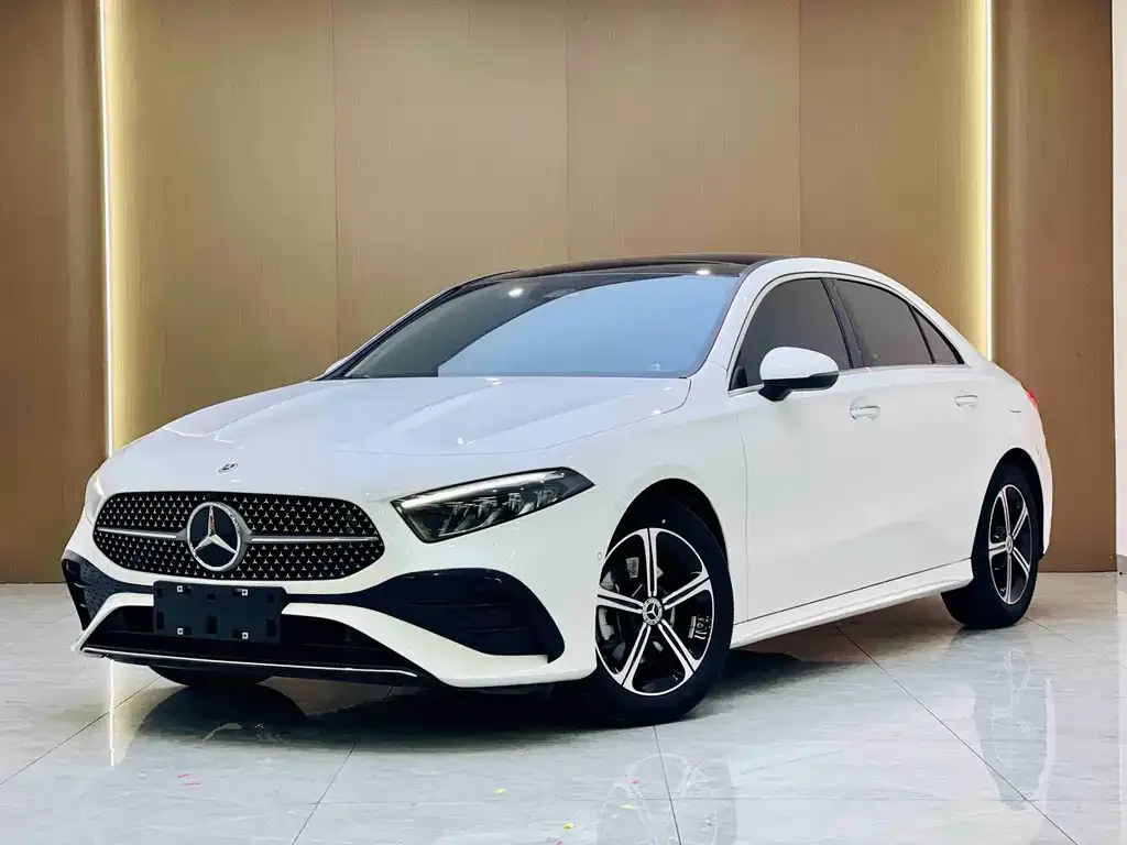 Mercedes-Benz A-Class — фото 1