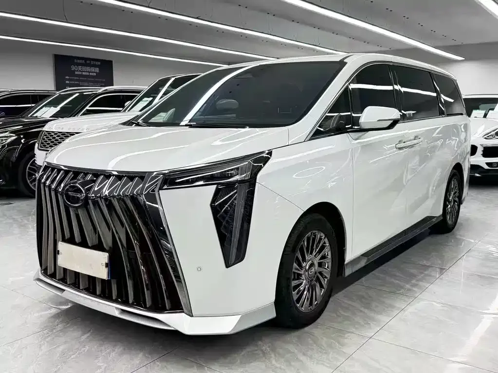 GAC Motor Trumpchi M8 — фото 1