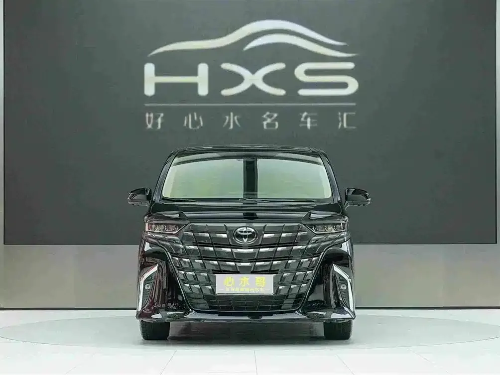 Toyota Alphard — фото 5