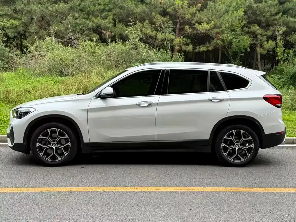 BMW X1 — фото 3