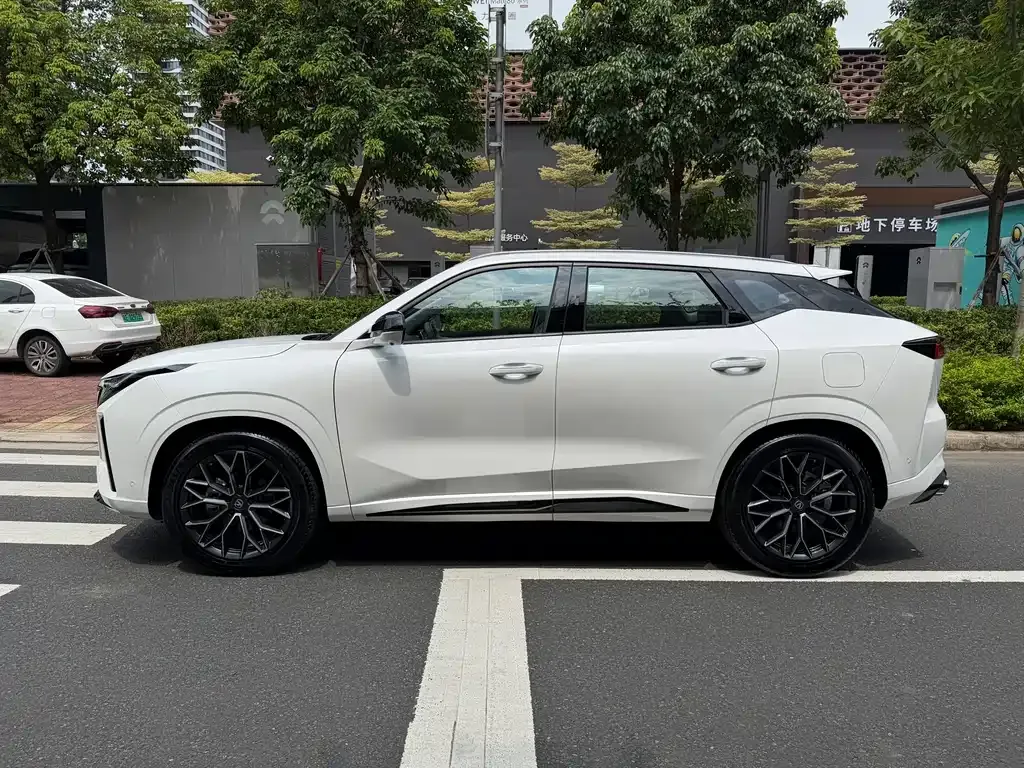 Changan UNI-Z 2024 из CN, фото 10