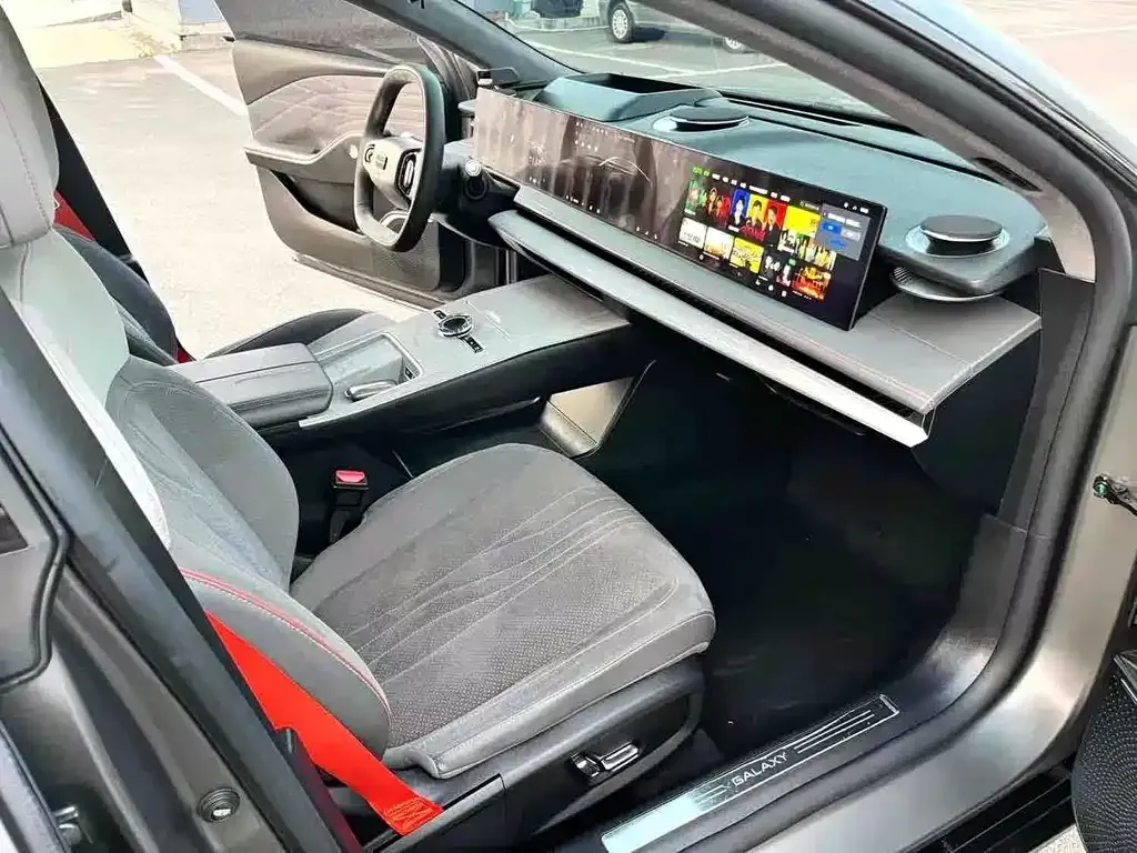 Geely Galaxy E8 2024 из CN, фото 2