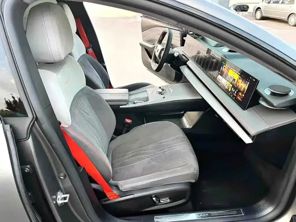 Geely Galaxy E8 2024 из CN, фото 3