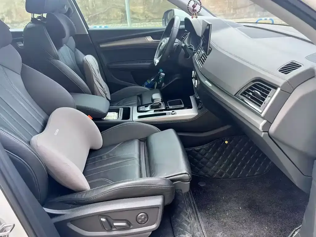 Audi Q5L 2022 из CN, фото 3