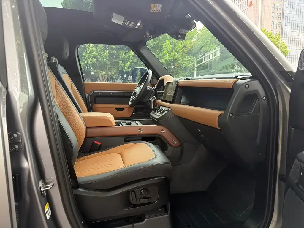 Land Rover Defender — фото 2