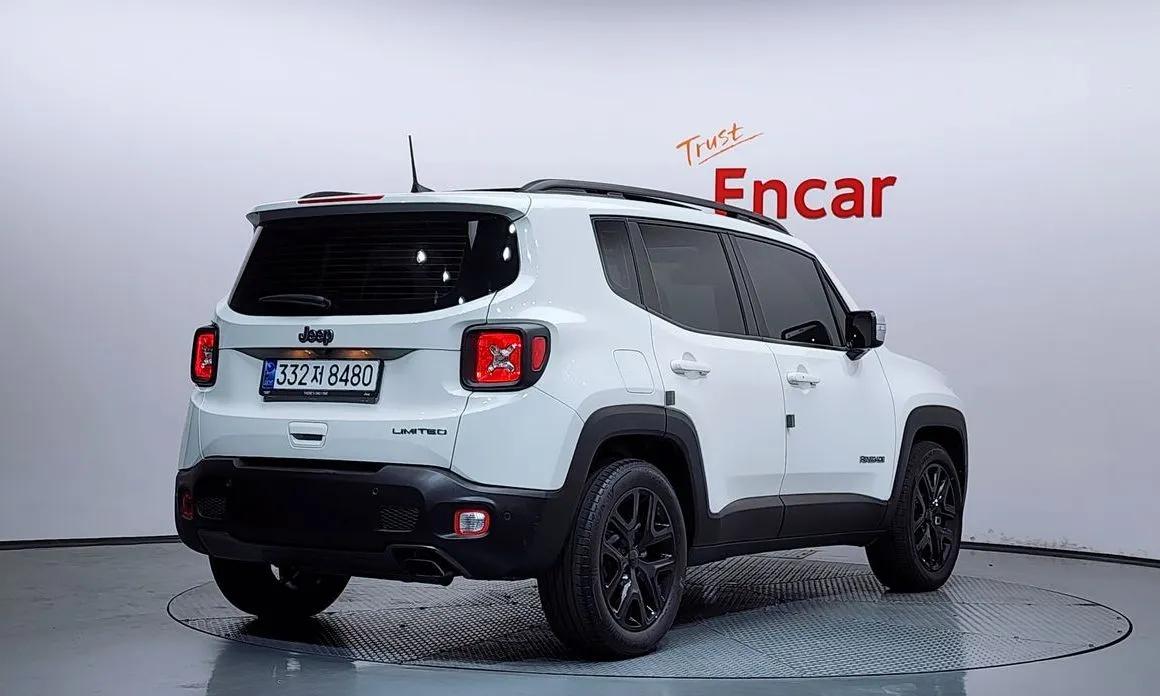 Jeep Renegade 2022 из KR, фото 2