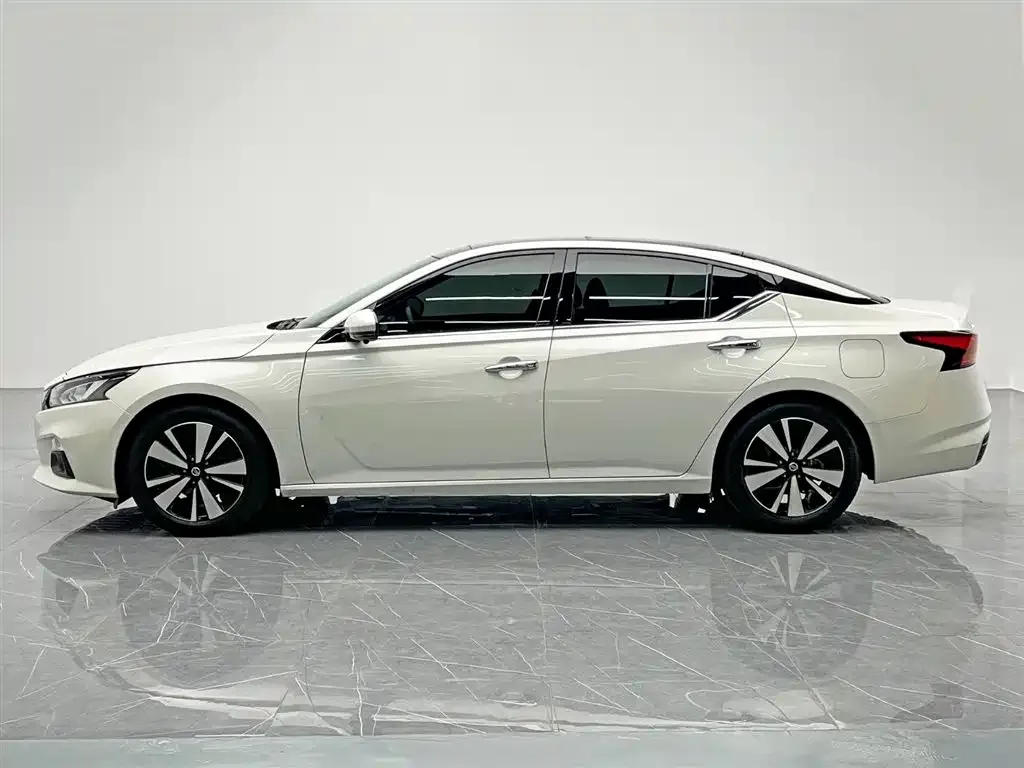Nissan Teana — фото 9