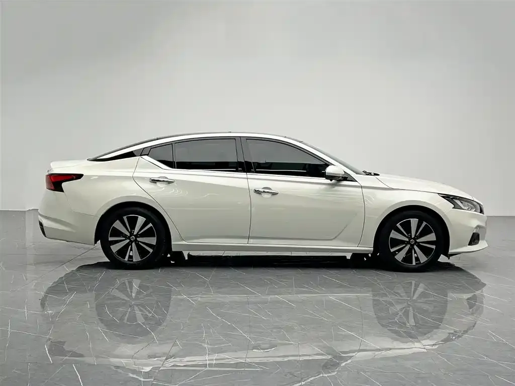 Nissan Teana — фото 8