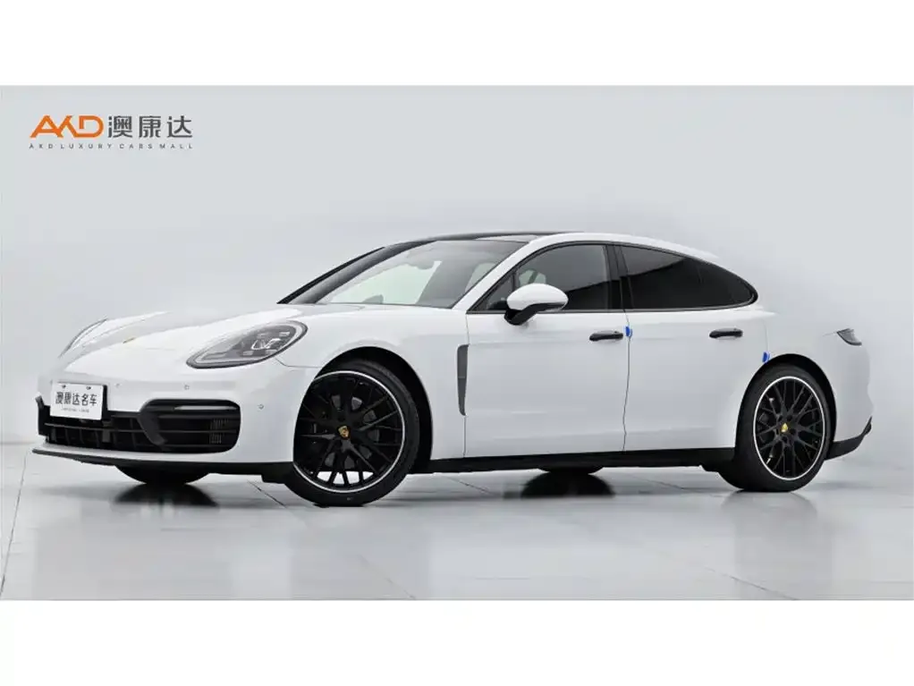 Porsche Panamera — фото 1