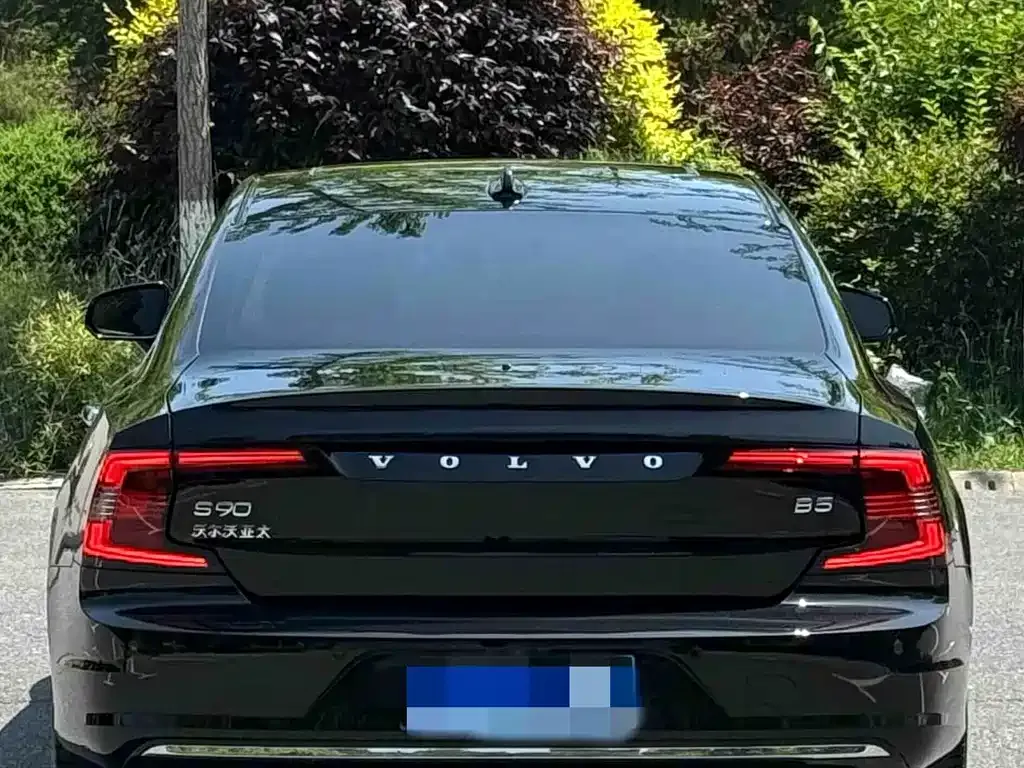 Volvo S90 — фото 5