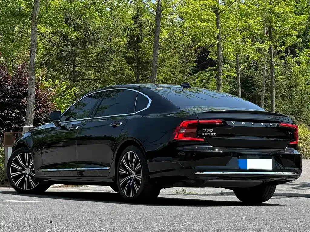 Volvo S90 — фото 6