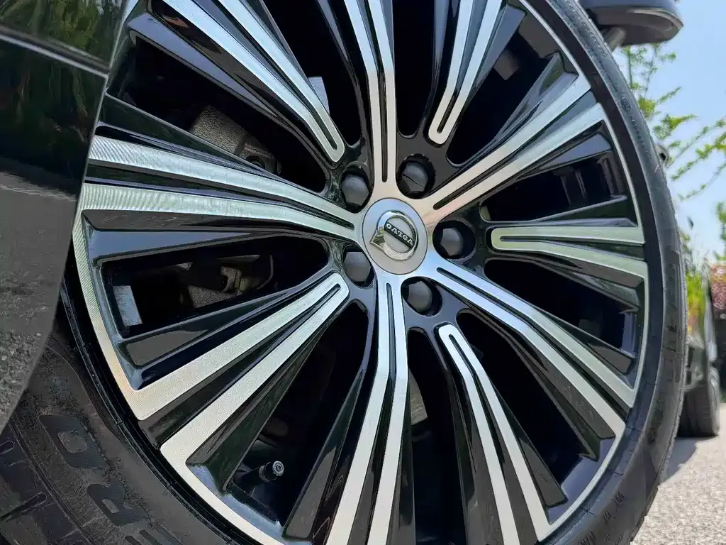 Volvo S90 — фото 4