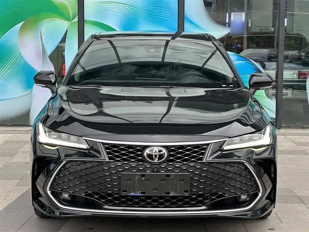 Toyota Avalon — фото 10