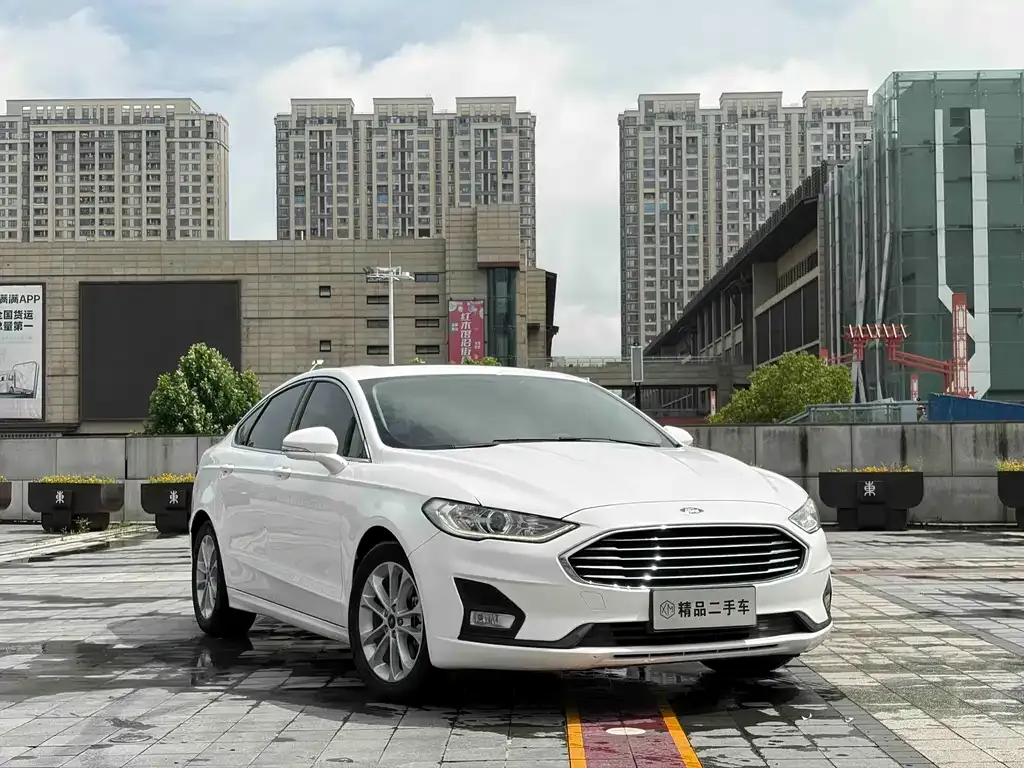Ford Mondeo — фото 9