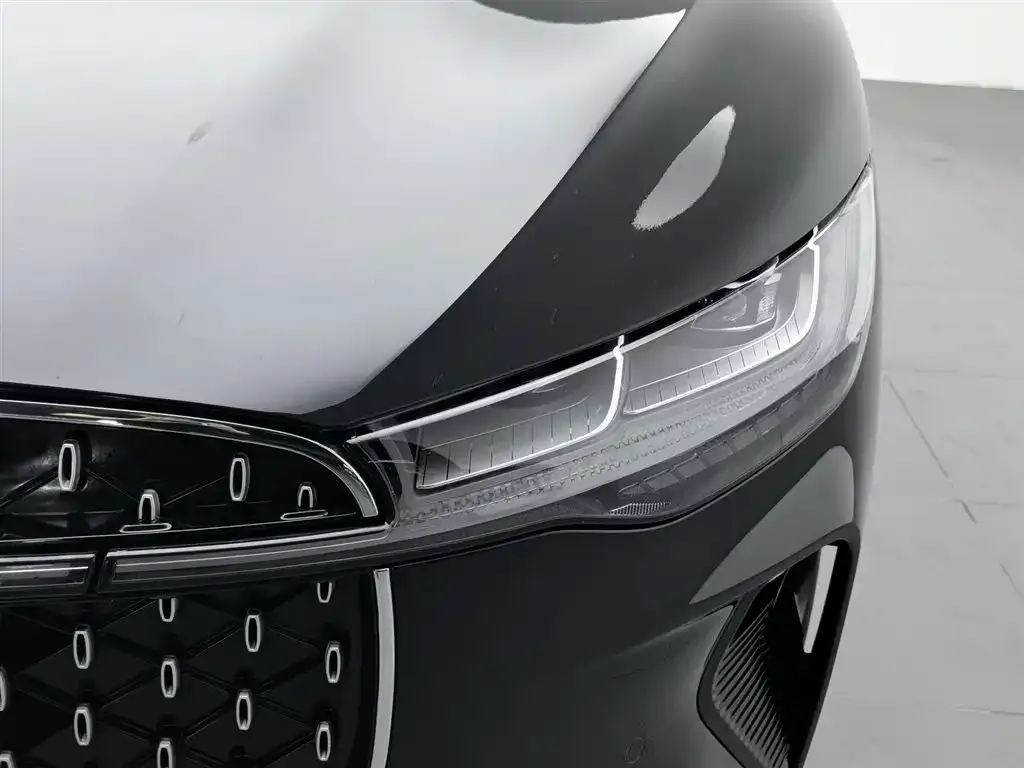 Lincoln Z 2023 из CN, фото 2