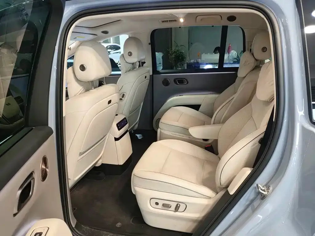 Li Auto i8 2025 из CN, фото 6