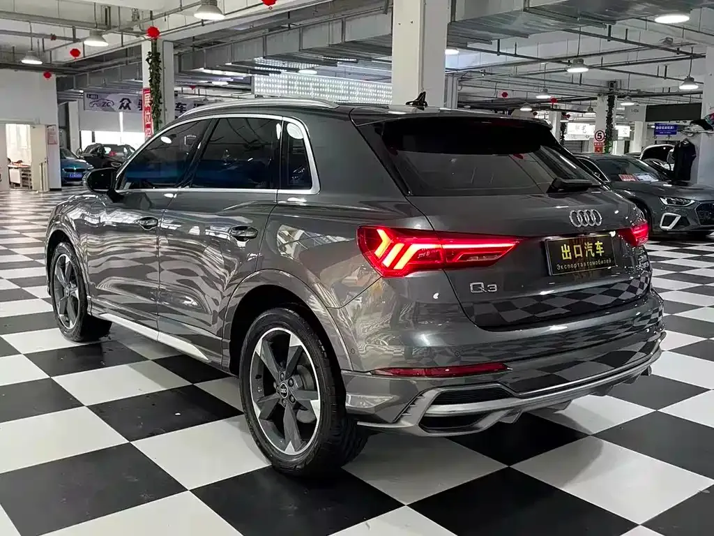 Audi Q3 — фото 3