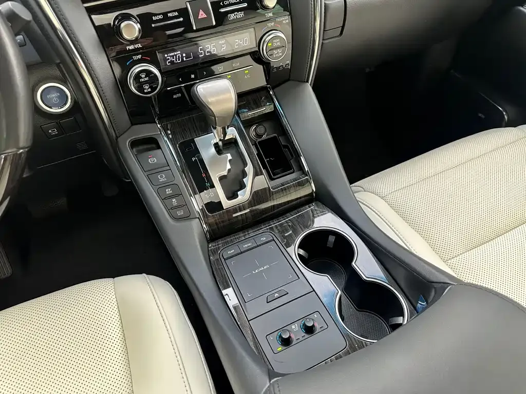 Lexus LM 2021 из CN, фото 4