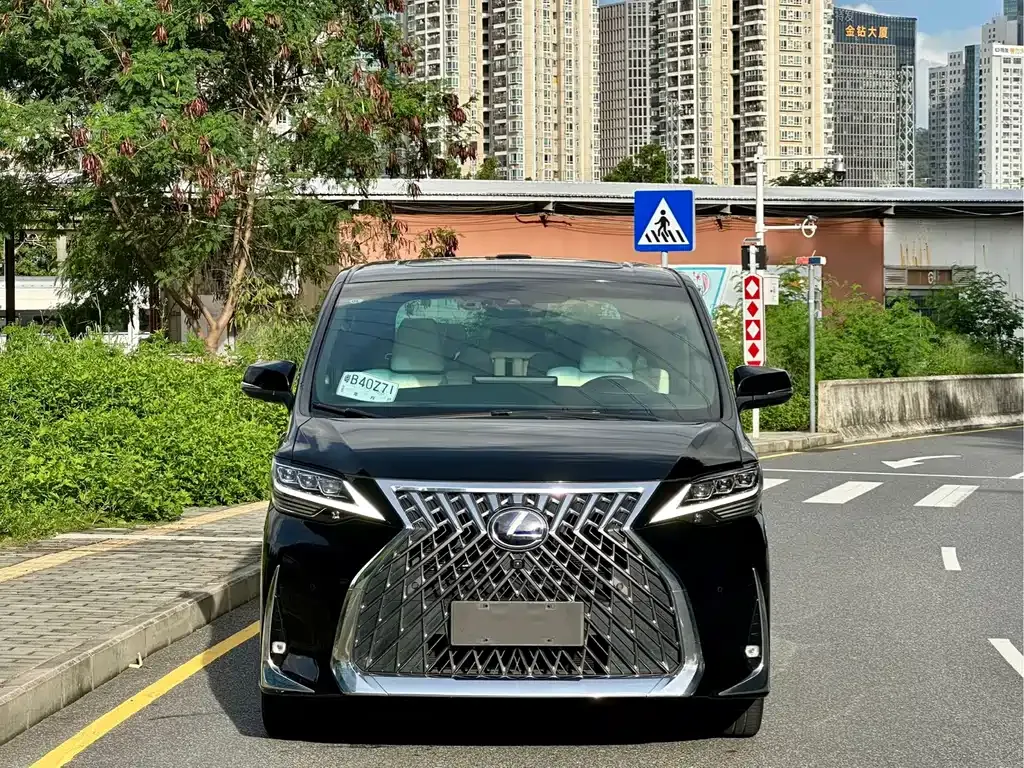 Lexus LM 2021 из CN, фото 10