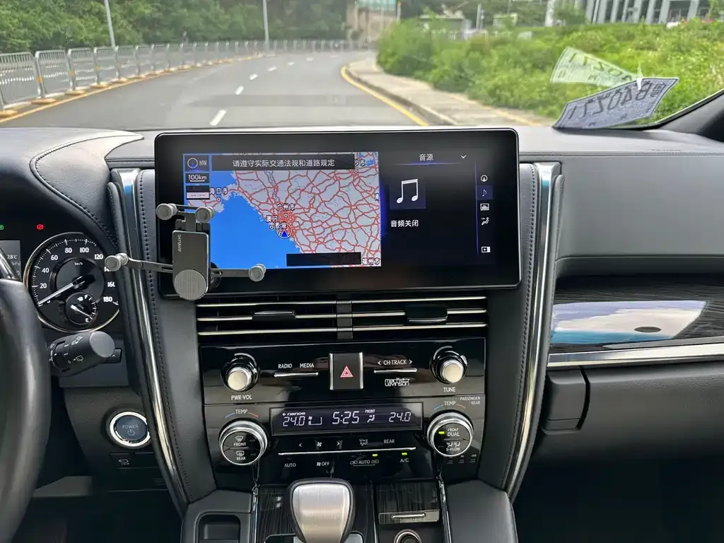 Lexus LM 2021 из CN, фото 9
