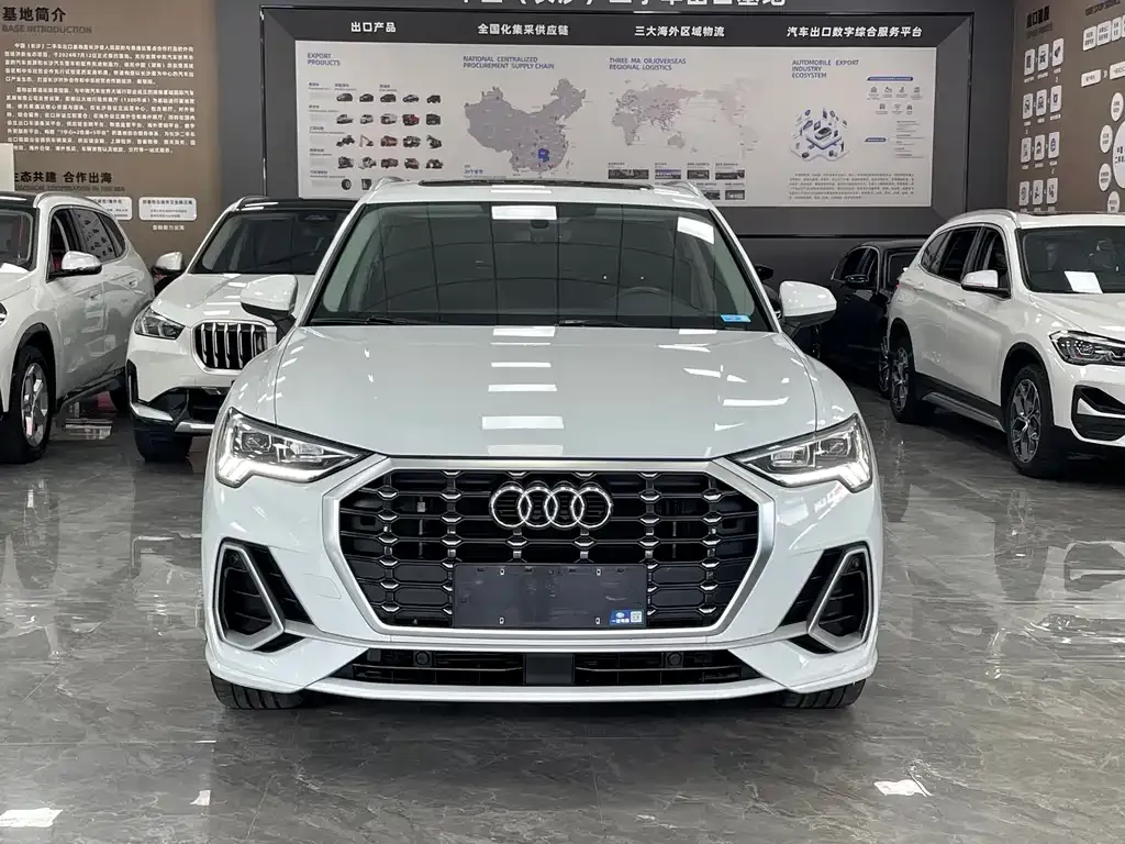 Audi Q3 — фото 8