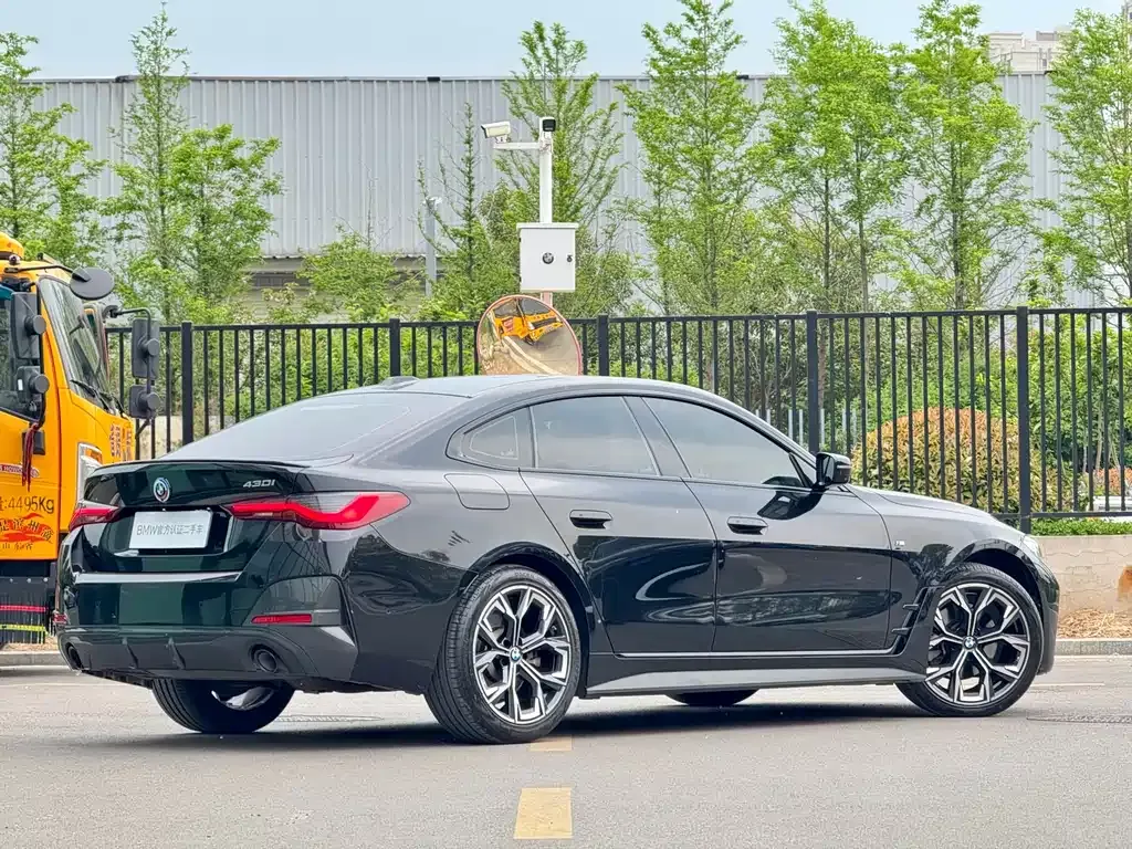 BMW 4 Series 2022 из CN, фото 7